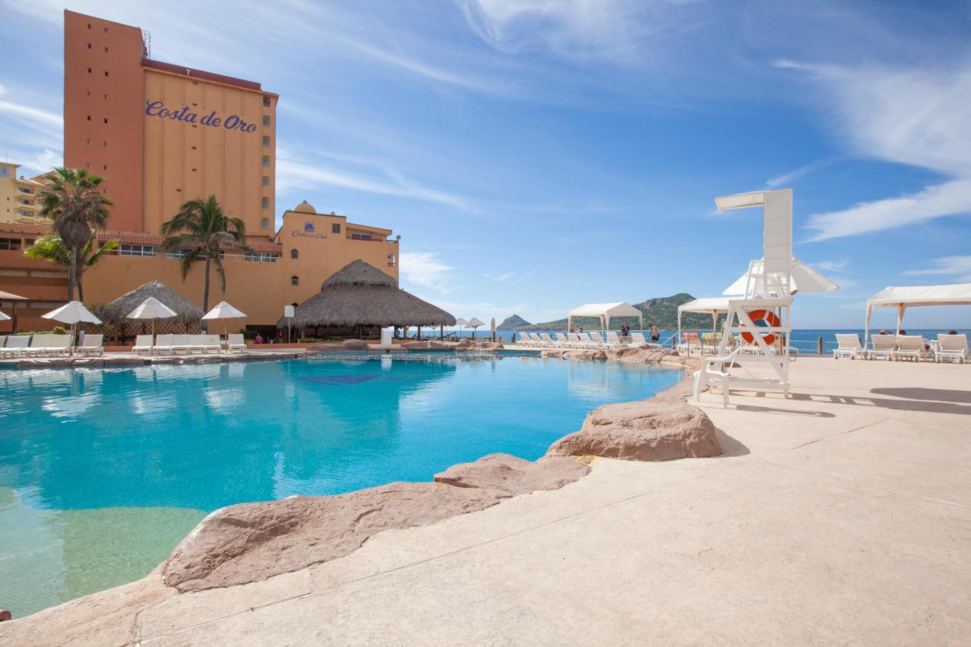 Costa De Oro Beach Hotel Mazatlán Esterno foto